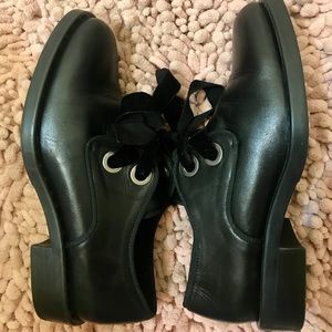 NEW LEATHER Atliers oxfords velvet laces
